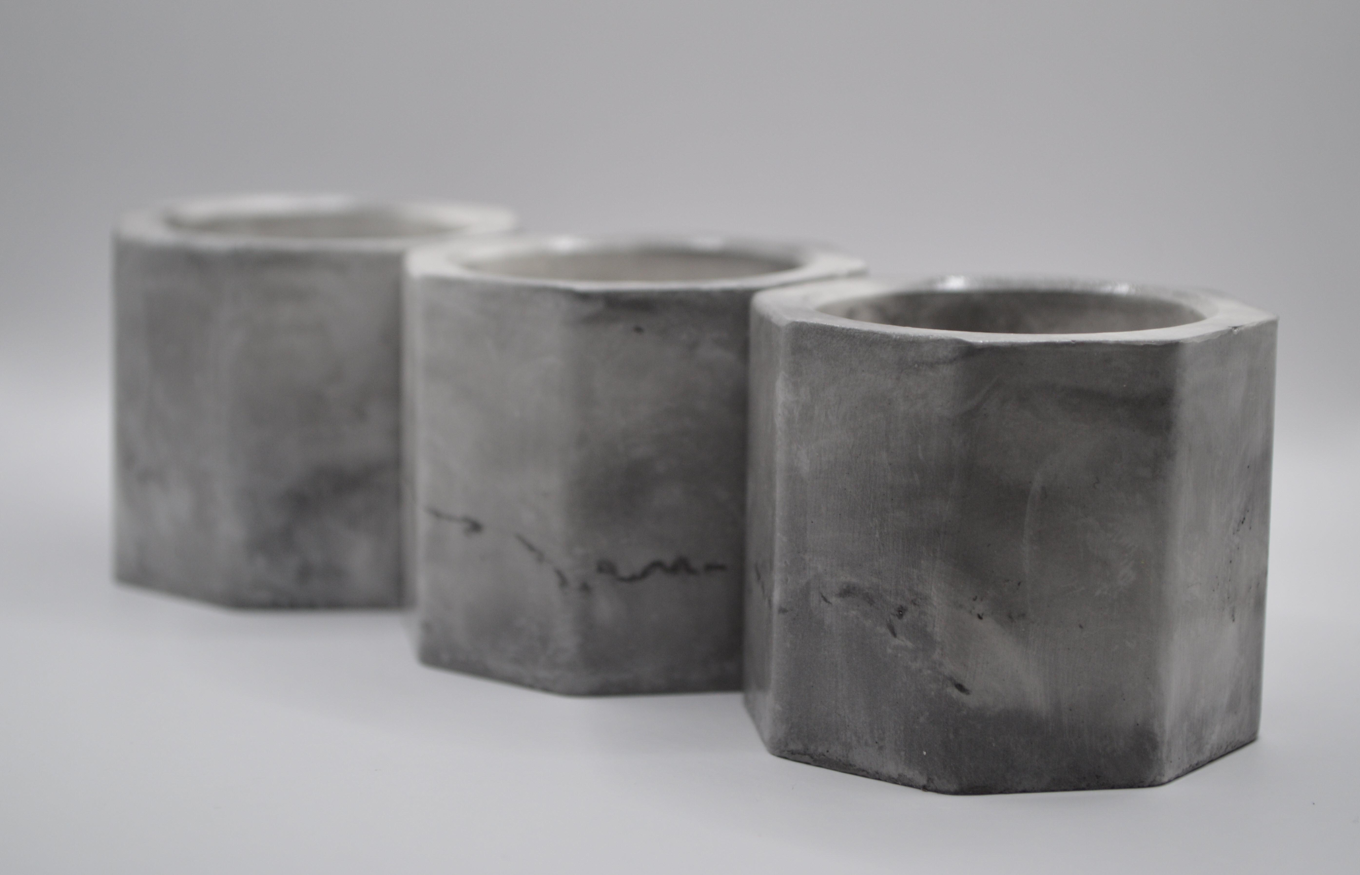 Кашпо гипсовое для свечей и растений 4,7 см Серый с белым - фото 2 Кашпо гипсовое для свечей и растений 4,7 см Серый с белым - фото 2