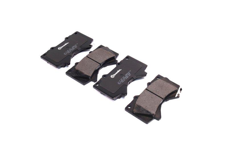 Тормозные колодки дисковые BREMBO для Toyota Land Cruiser 200 4.5d/4.7/5.7 08-передние (P83107)