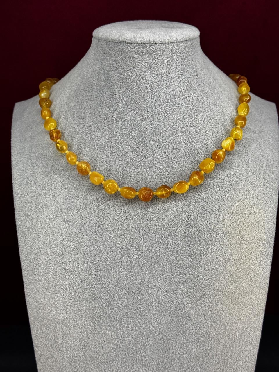 Бусы из янтаря лечебные 48 см (н-886)