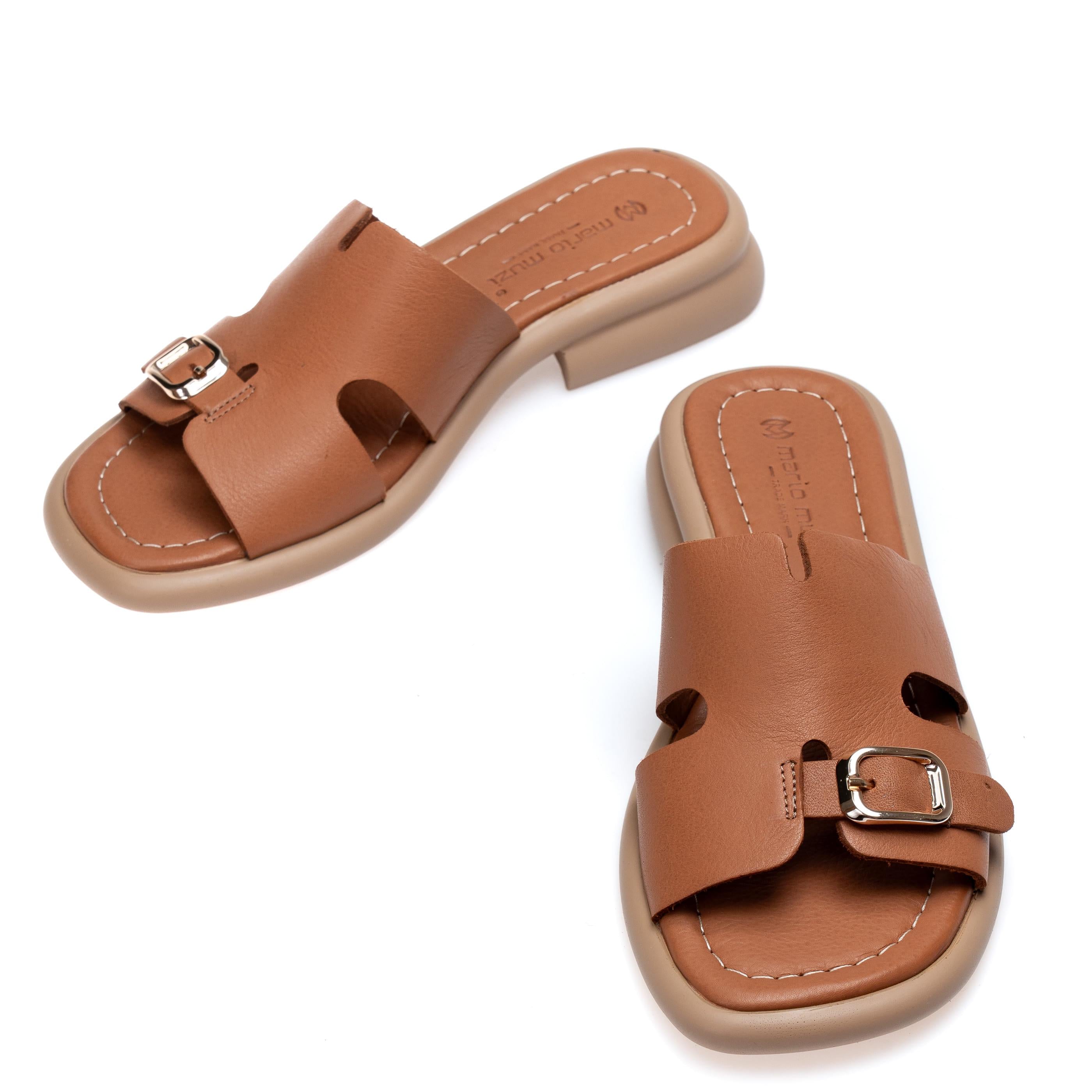 Шлепанцы Mario Muzi 01631 р. 38 Рыжий (104363922)