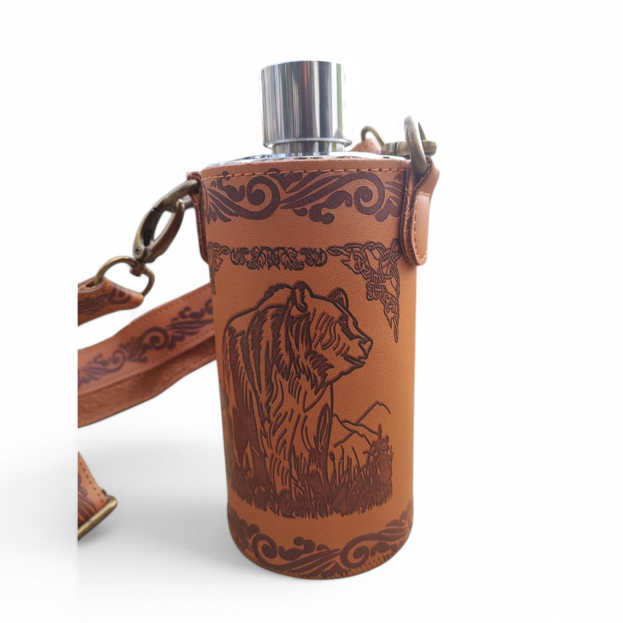 Фляга TD18 Bear 532 мл в кожаном чехле с ремешком (F_YT-18)
