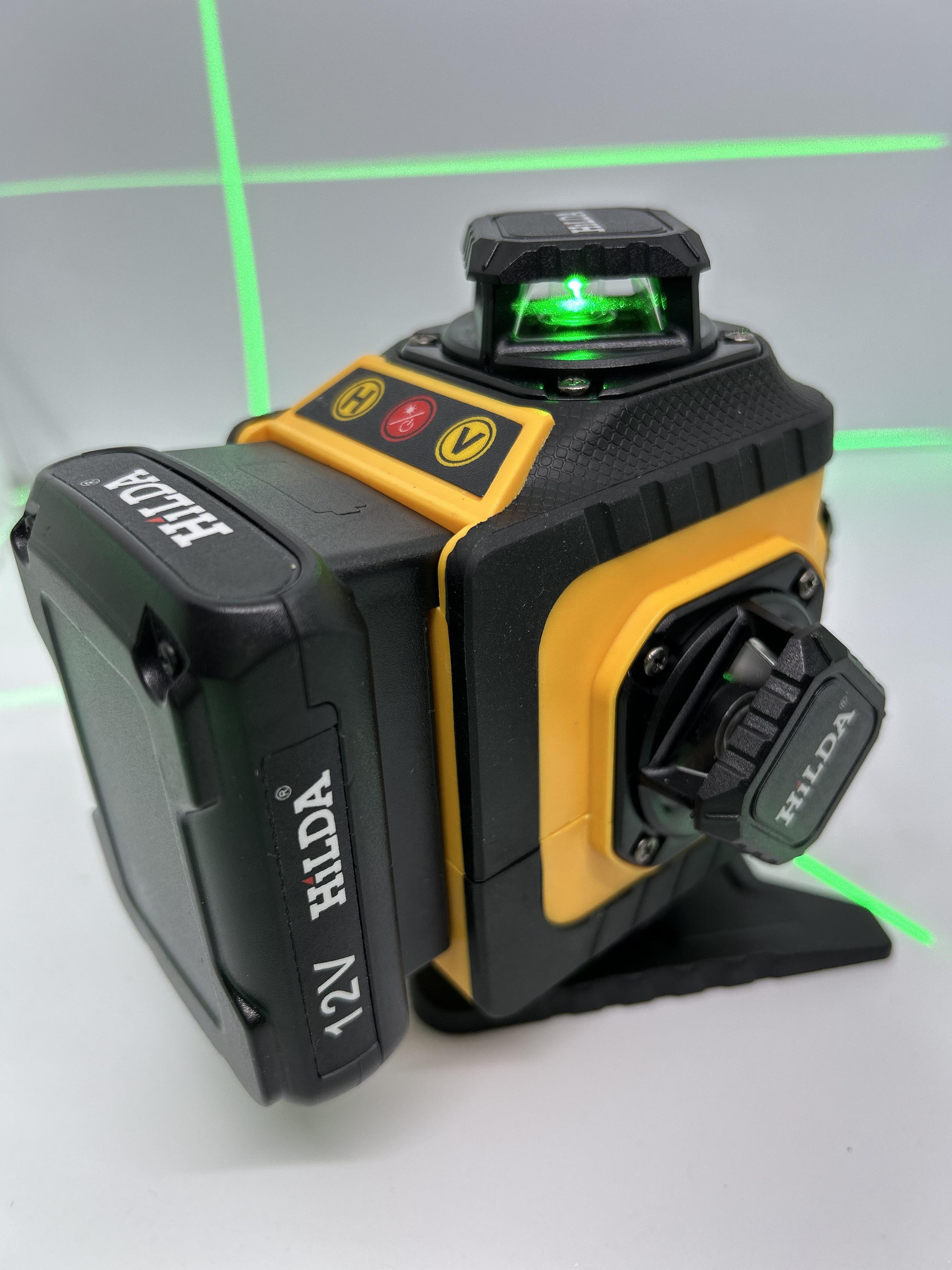 Лазерный уровень с зеленым лучом на 16 линий 360 градусов Hilda 4D Quick solution с поворотным основанием и башнями - фото 6