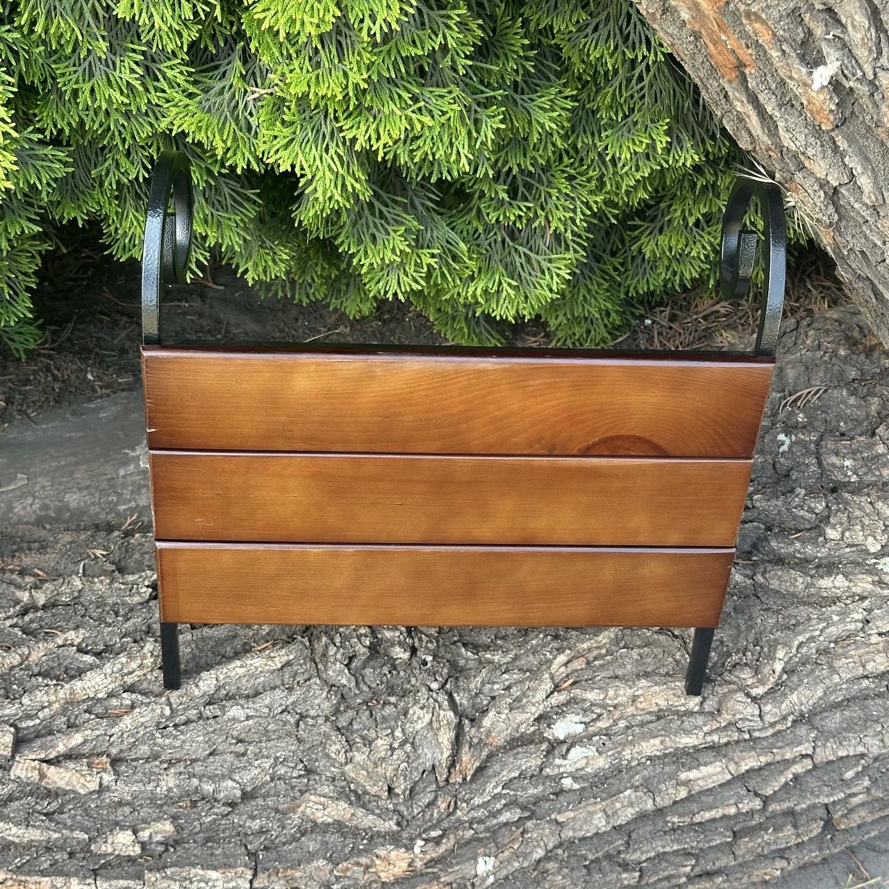 Бічна полиця Metalzavod для мангалу Зевс на 12 шампурів темне дерево 36х34,5х12 см (PLK-MDD12-DK) - фото 3 Бічна полиця Metalzavod для мангалу Зевс на 12 шампурів темне дерево 36х34,5х12 см (PLK-MDD12-DK) - фото 3