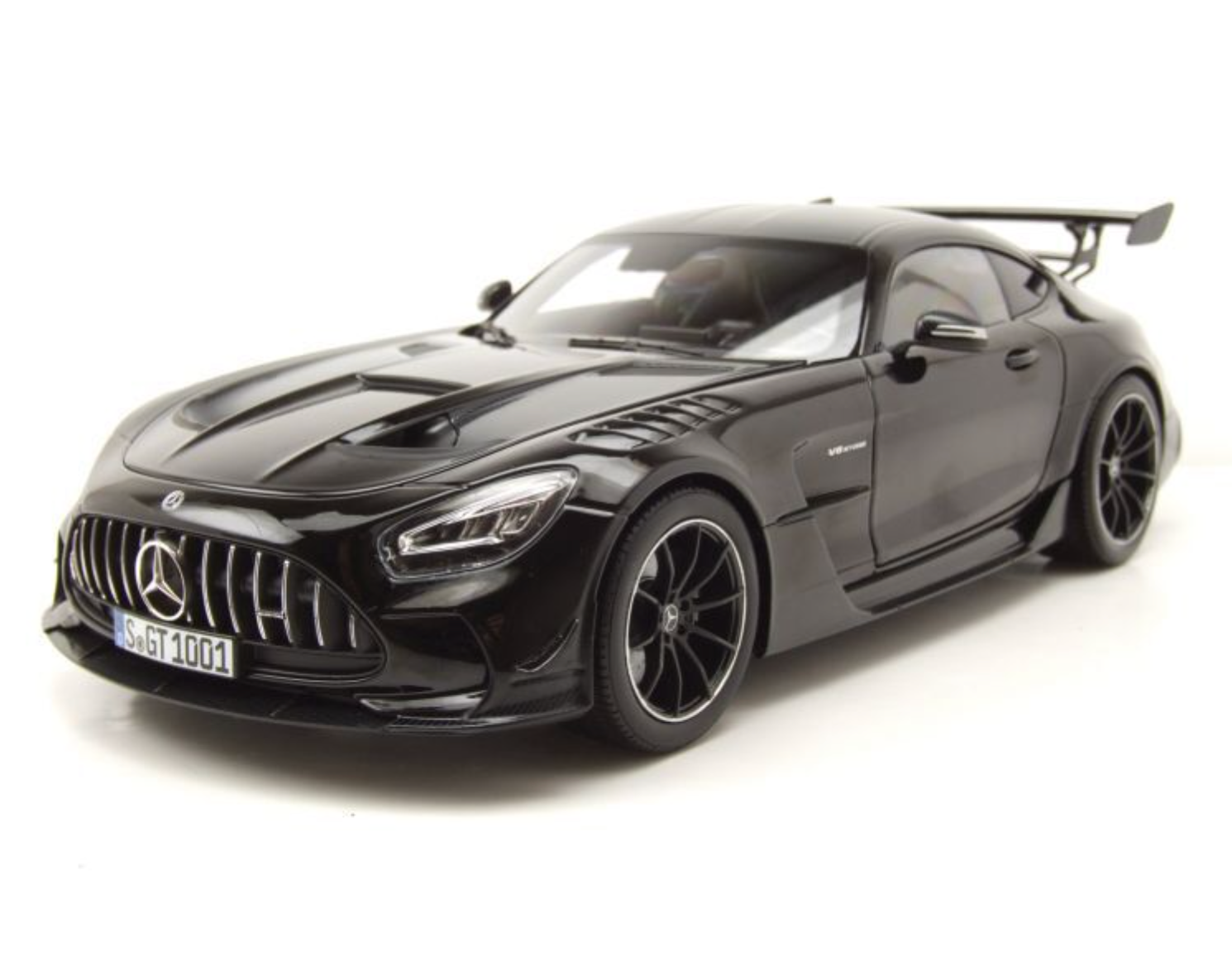 Модель автомобиля Norev 1:18 Mercedes-Benz AMG GT 2021 Black (183900)
