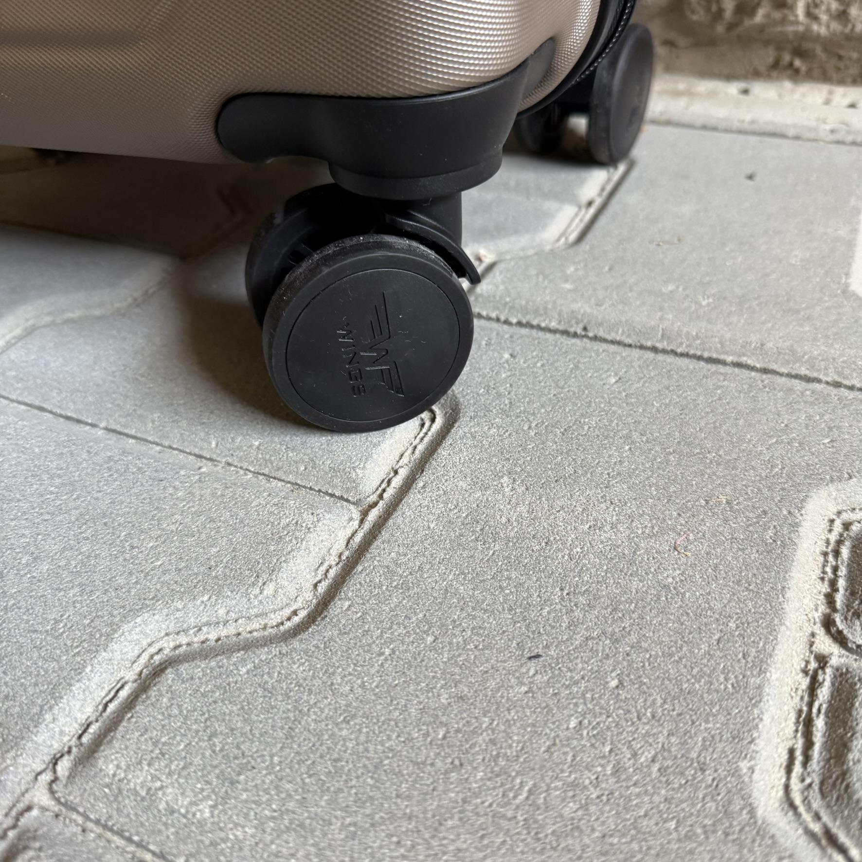 Валіза Wings PEA01 дорожня S Шампань (26557745) - фото 8 Валіза Wings PEA01 дорожня S Шампань (26557745) - фото 8