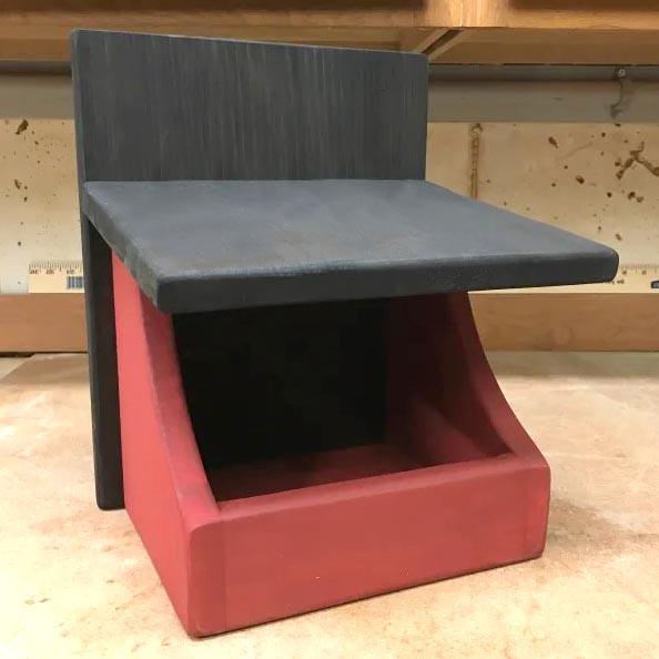 Гнездовье для птиц из дерева Дикуша Венге/Коралл (ГНЗ-00141214)