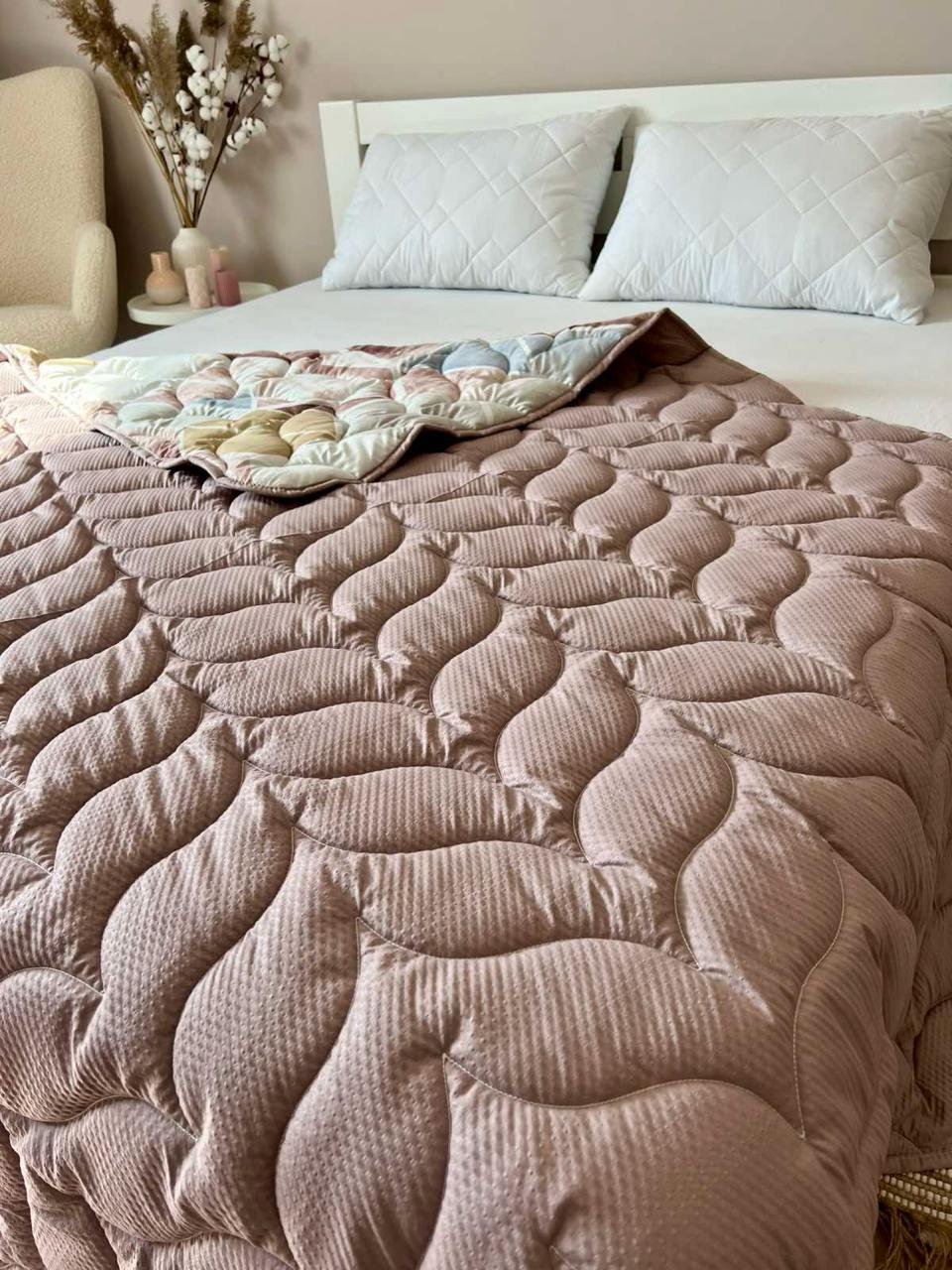 Одеяло летнее двухстороннее с рисунком полутораспальное 150x210 см Бежевый - фото 4