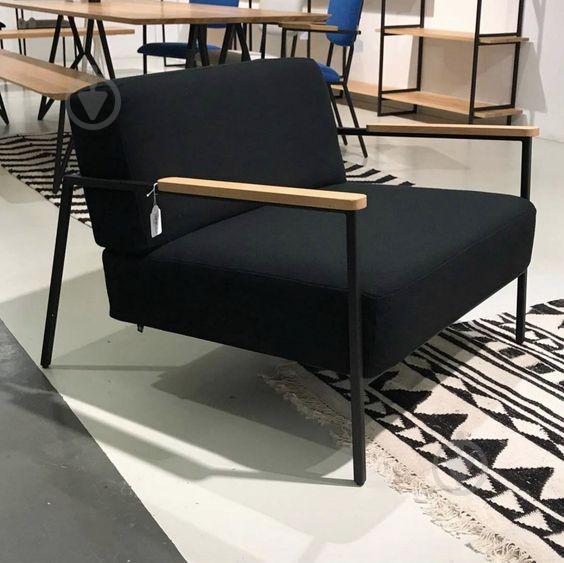 Мягкое кресло на металлическом каркасе JecksonLoft Лаунж Черный 042