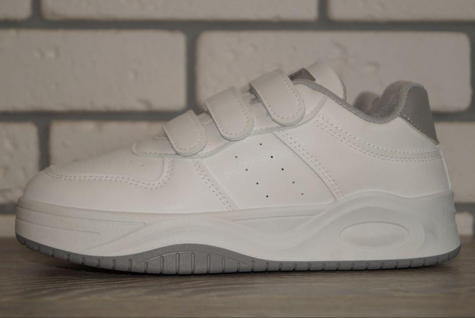 Кроссовки подростковые Swin shoes р. 36 23 см Белый (31630-36) Кроссовки подростковые Swin shoes р. 36 23 см Белый (31630-36)