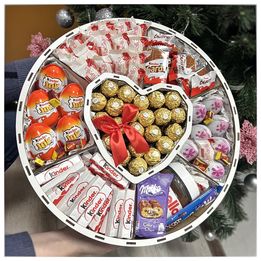 Подарунковий бокс для дитини сюрприз з солодощами 40 см (2093773485) - фото 3 Подарунковий бокс для дитини сюрприз з солодощами 40 см (2093773485) - фото 3