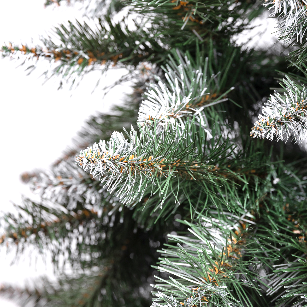 Штучна ялинка Принцеса 1,8 м із засніженими кінчиками (KOS-PRNCSS18) - фото 2 Штучна ялинка Принцеса 1,8 м із засніженими кінчиками (KOS-PRNCSS18) - фото 2