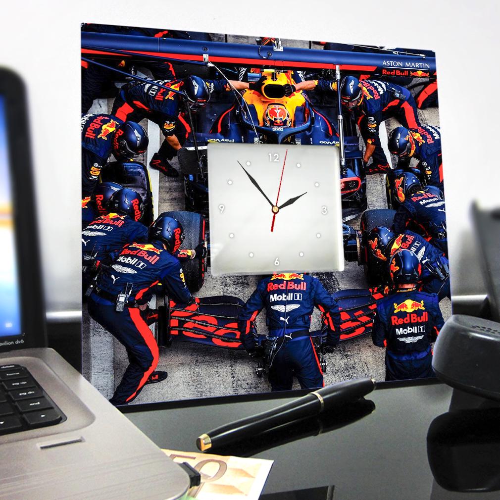 Часы Команда Red Bull Formula F1 260x260 мм (C04675) - фото 3 Часы Команда Red Bull Formula F1 260x260 мм (C04675) - фото 3