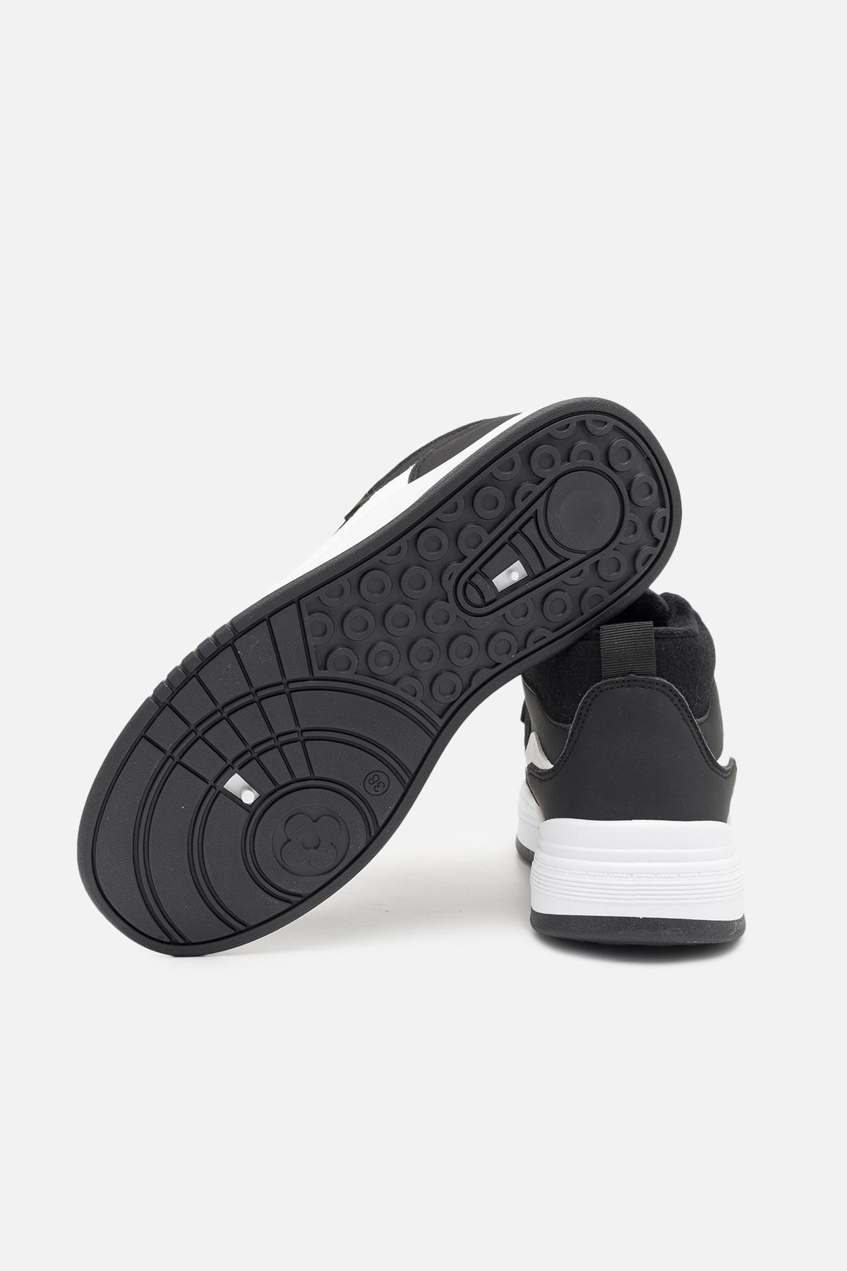 Кеди жіночі ЦБ-00251135 р. 39 Чорний (SKT000995783) - фото 5 Кеди жіночі ЦБ-00251135 р. 39 Чорний (SKT000995783) - фото 5