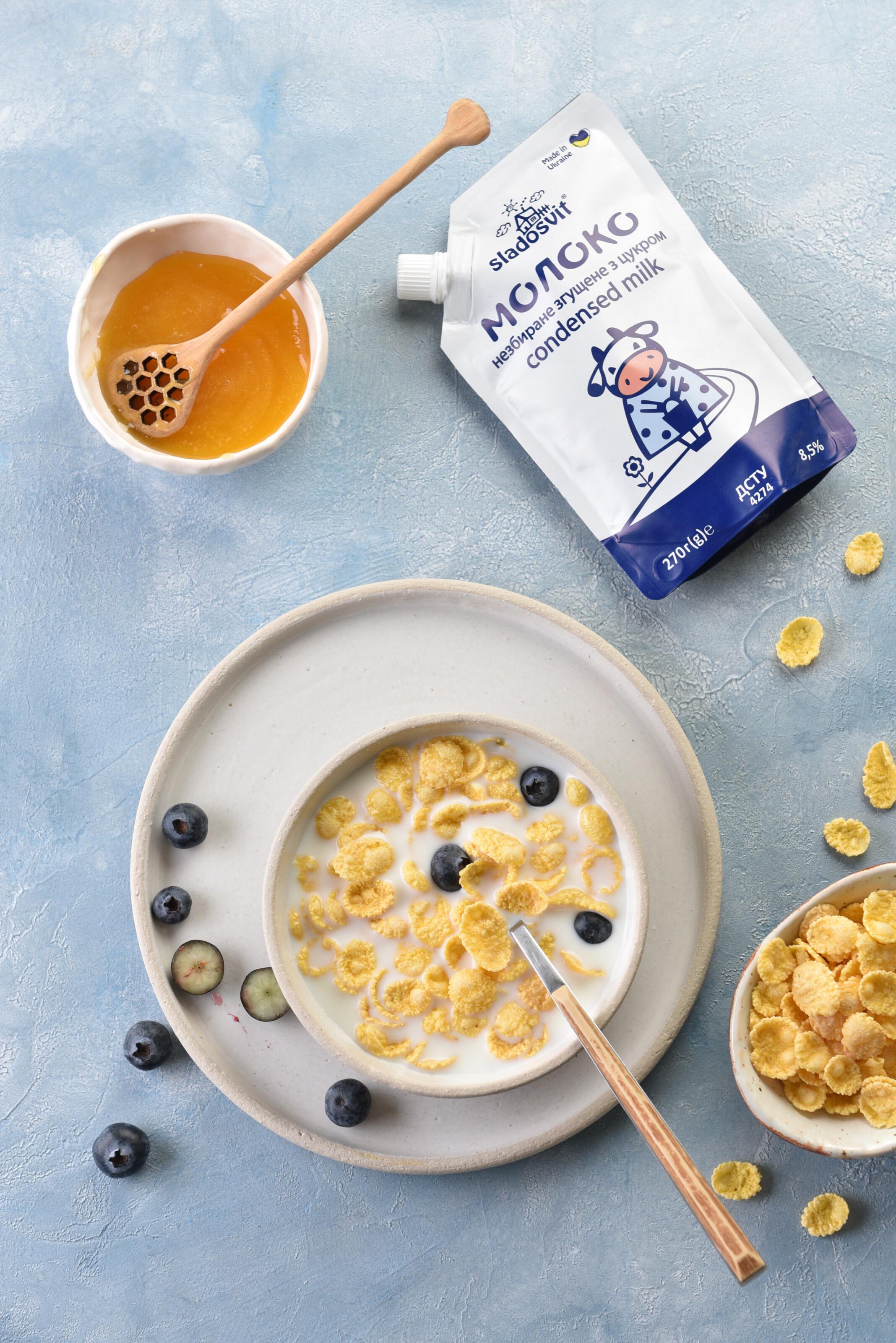 Згущене молоко незбиране Sladosvit з цукром 270 г (32928006)