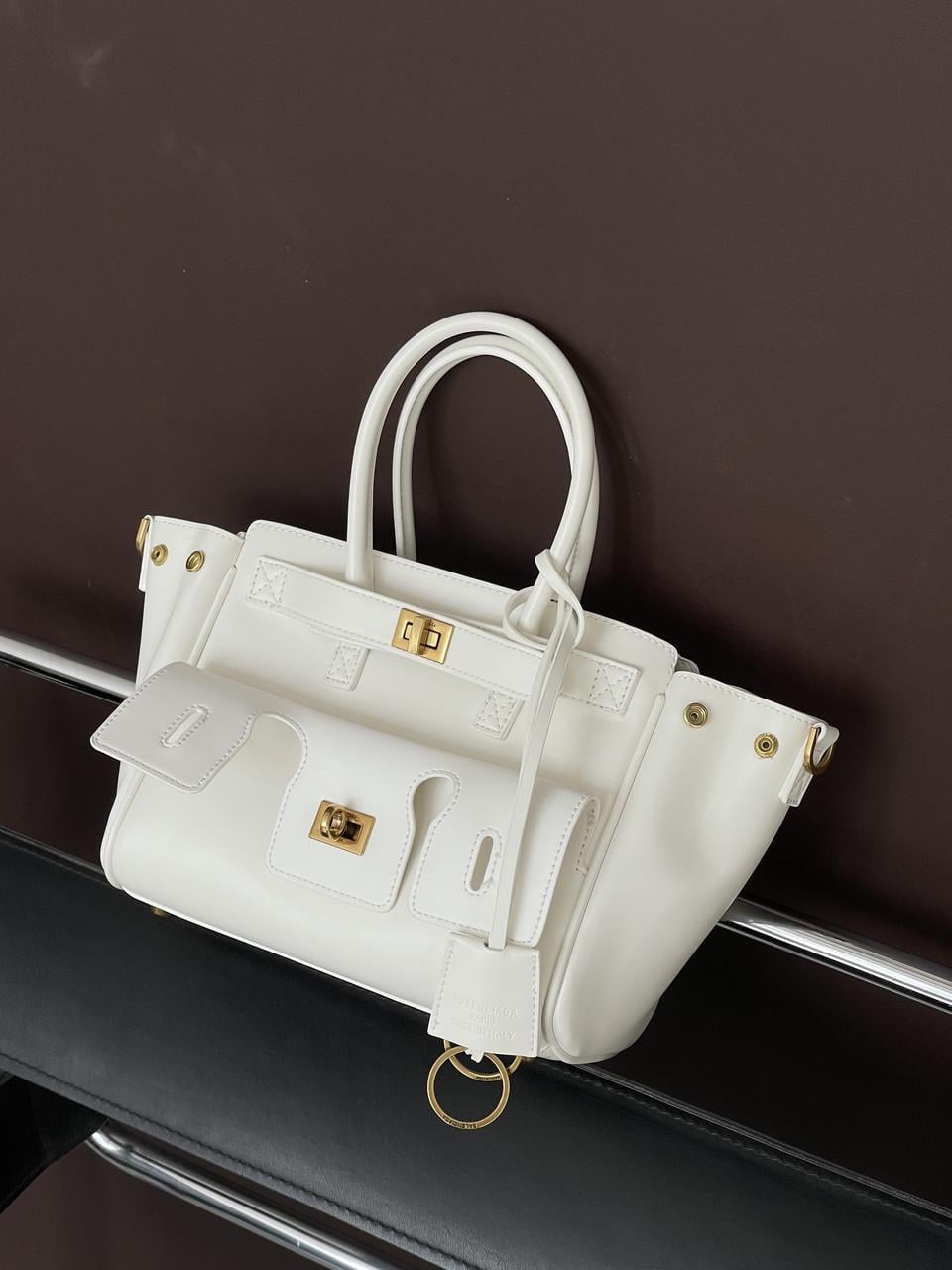 Сумка женская Balenciaga Bel Air Tote Bag Premium средняя Белый/Золотой (2569221554) Сумка женская Balenciaga Bel Air Tote Bag Premium средняя Белый/Золотой (2569221554)