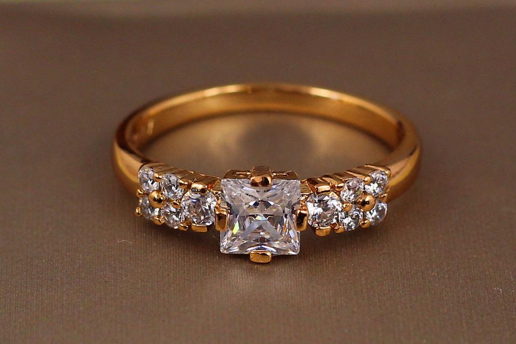 Кольцо Xuping Jewelry пряток р. 17 Золотистый