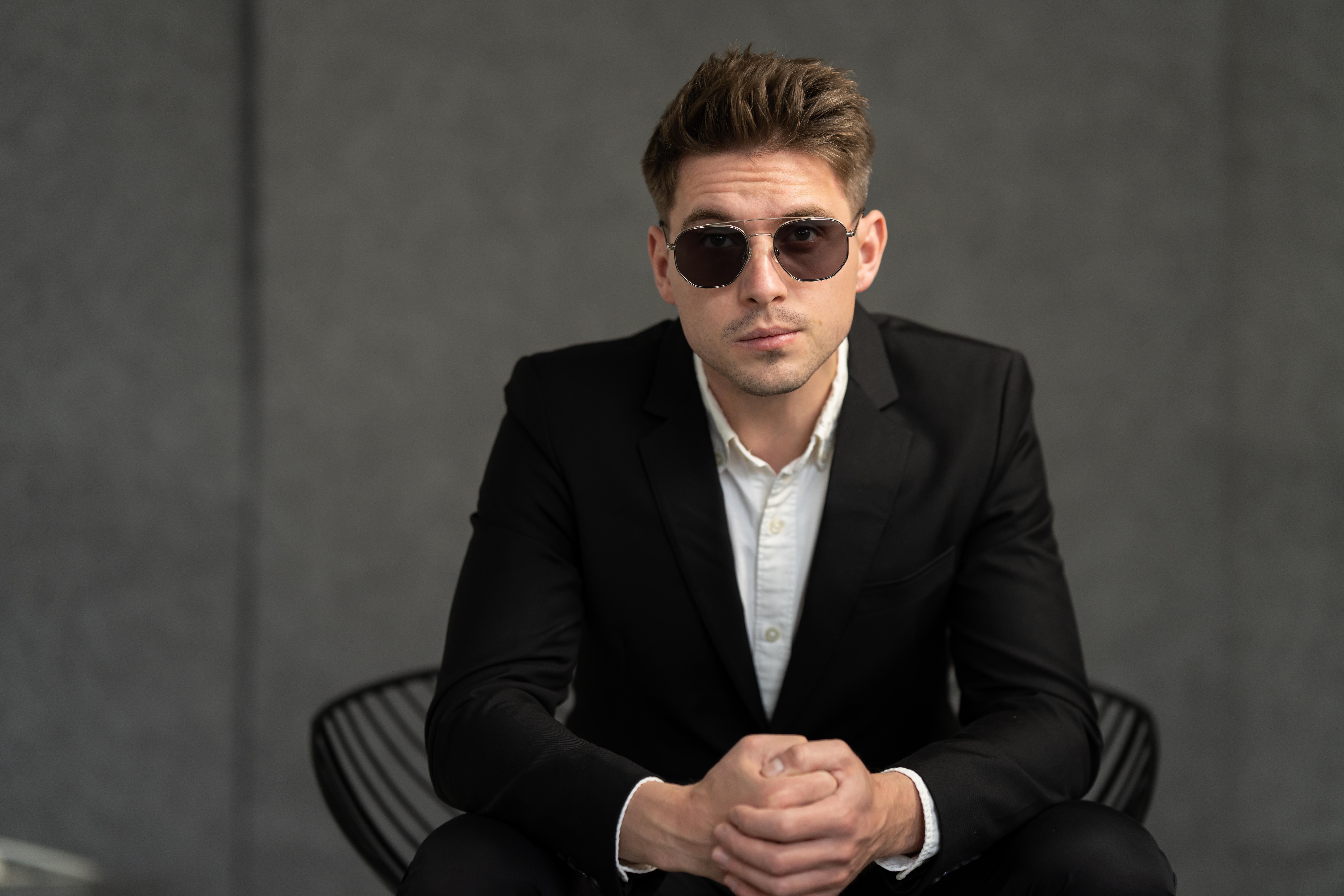 Сонцезахисні окуляри чоловічі MEGAPOLIS 691 Grey (11651678) - фото 3 Сонцезахисні окуляри чоловічі MEGAPOLIS 691 Grey (11651678) - фото 3