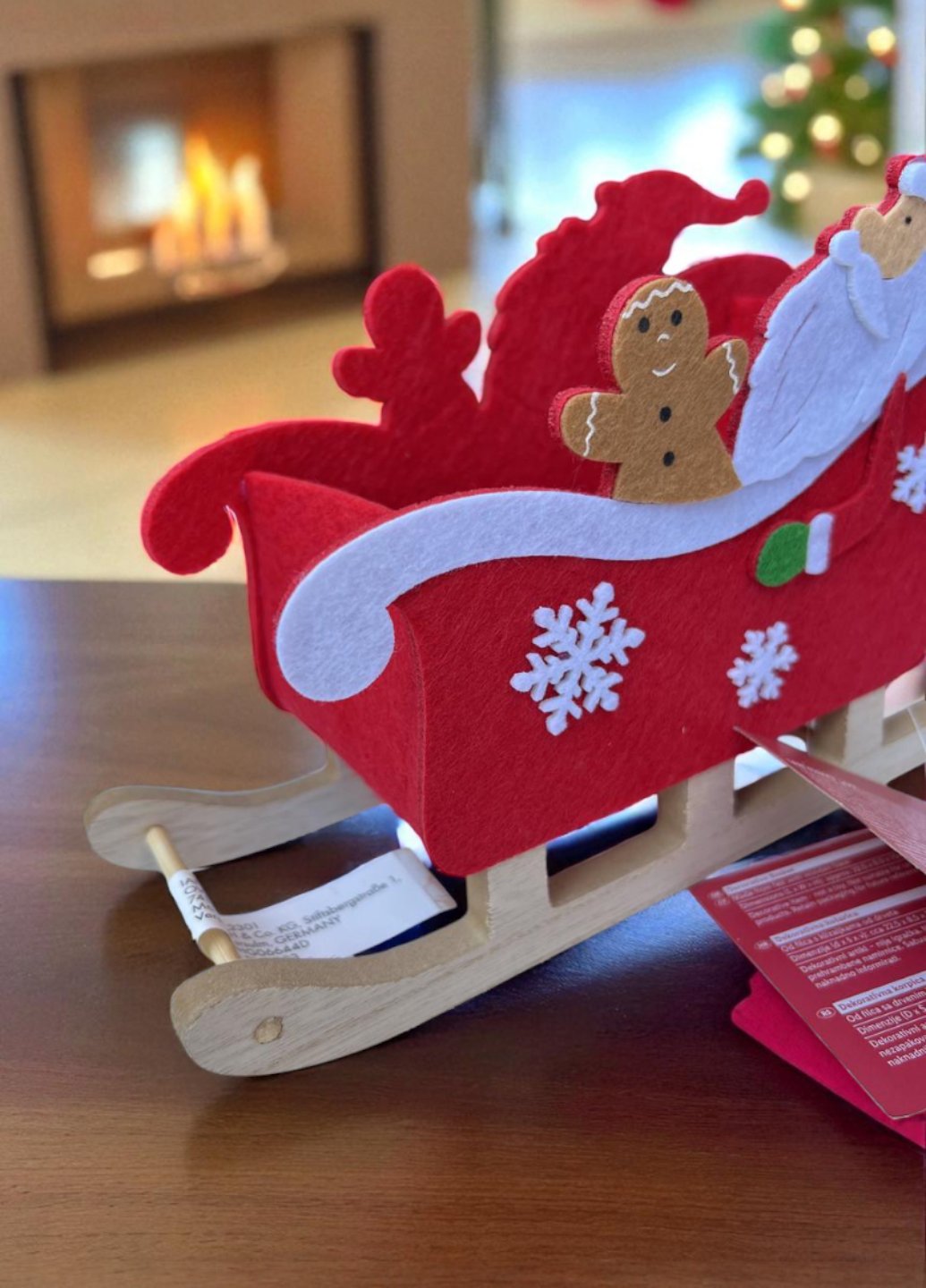 Новогодняя декоративная корзина Linarno Home из фетра 22,5х8,5х15 см Красная (7904) - фото 5 Новогодняя декоративная корзина Linarno Home из фетра 22,5х8,5х15 см Красная (7904) - фото 5