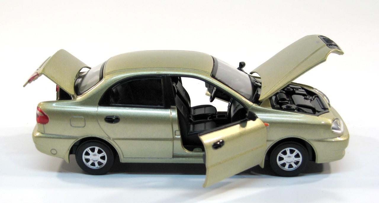 Модель металева Daewoo Lanos (7778 Oliva) - фото 7