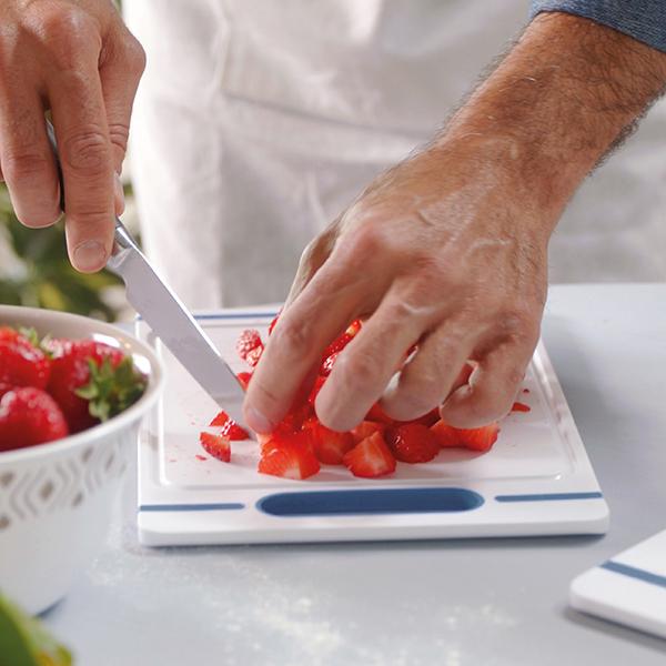 Кухонна дошка STEFANPLAST Italian Chef М 29x19 см Біло-синій (51317) - фото 2 Кухонна дошка STEFANPLAST Italian Chef М 29x19 см Біло-синій (51317) - фото 2