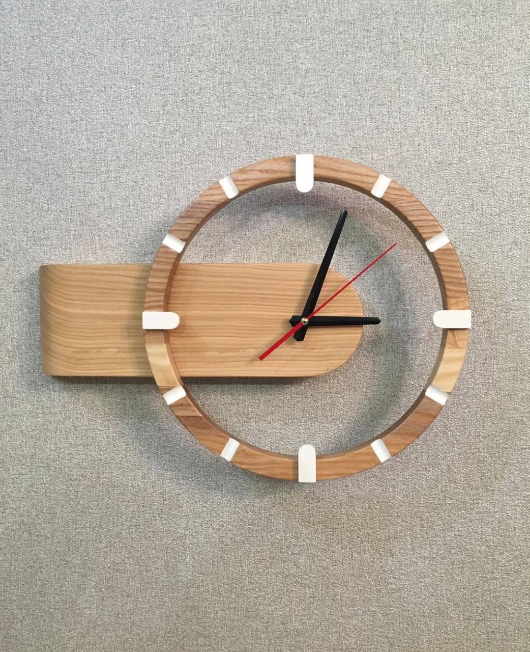 Годинник настінний безшумний з натурального ясеня ручна робота d 300 мм (CL-001)