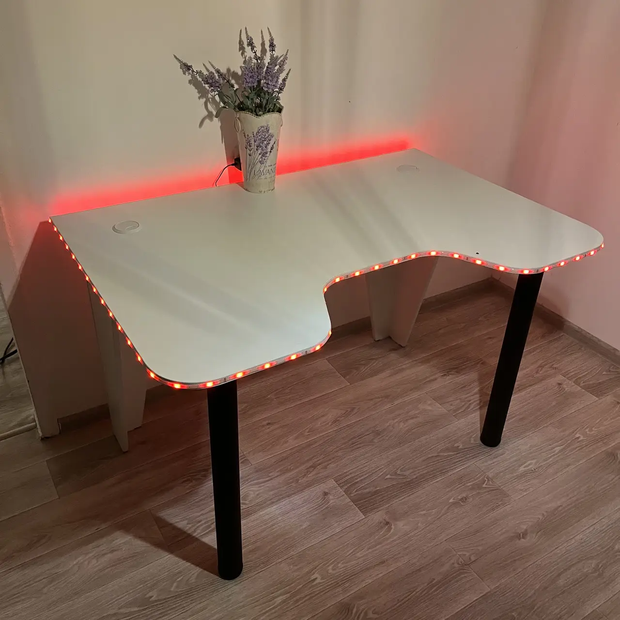 Стіл комп'ютерний геймерський Drom Lite White + LED RGB підсвічування з пультом - фото 5