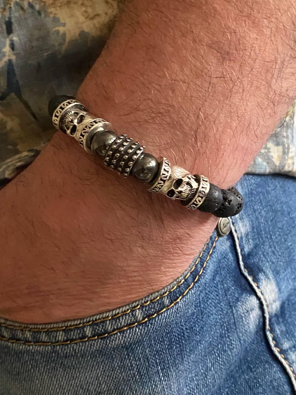 Браслет LITAURS натуральный камень гематит/лавовый камень с металлическими вставками L 18-21 см (241206-1) - фото 2