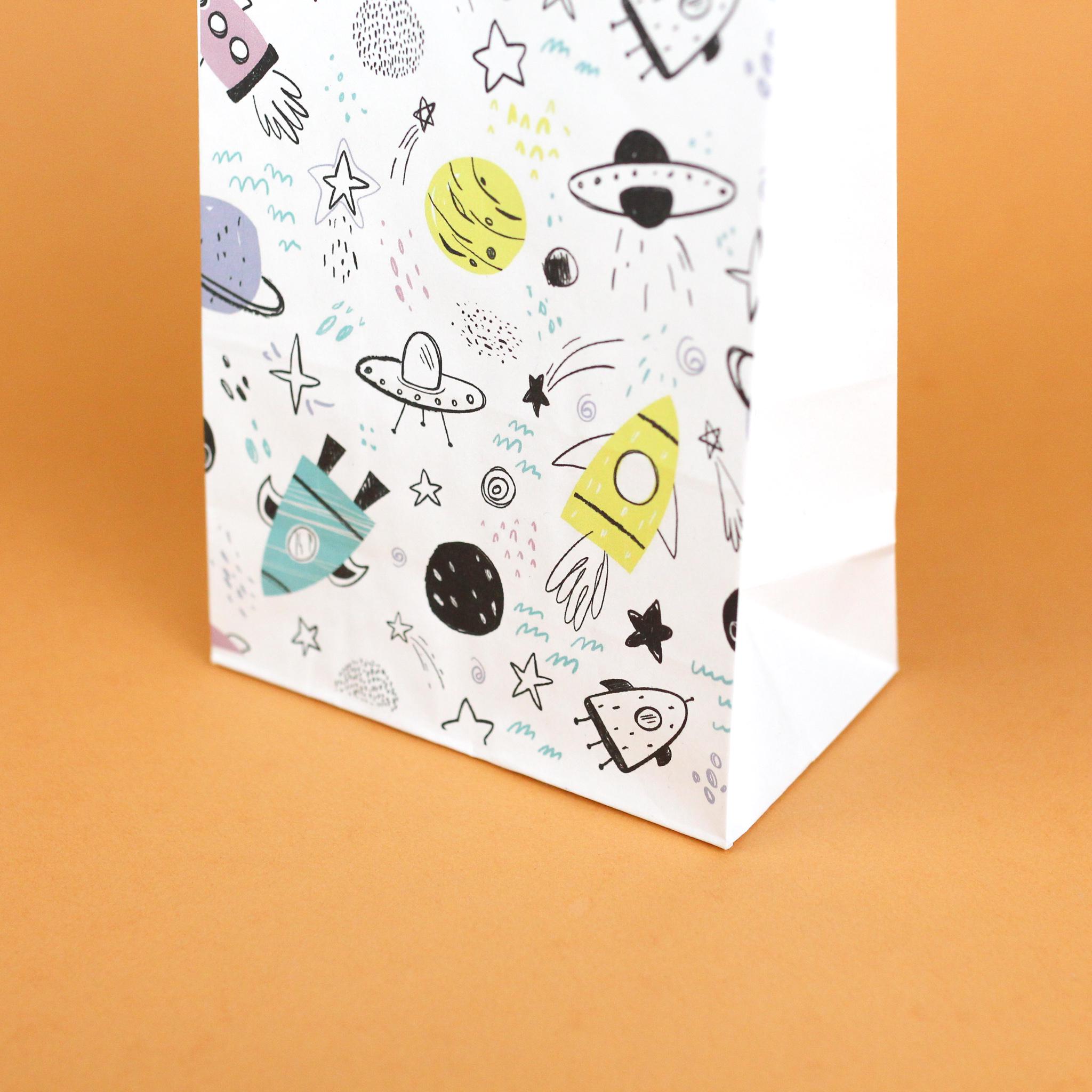 Пакет подарунковий на День народження крафт 150х90х240 мм 20 шт. - фото 4 Пакет подарунковий на День народження крафт 150х90х240 мм 20 шт. - фото 4