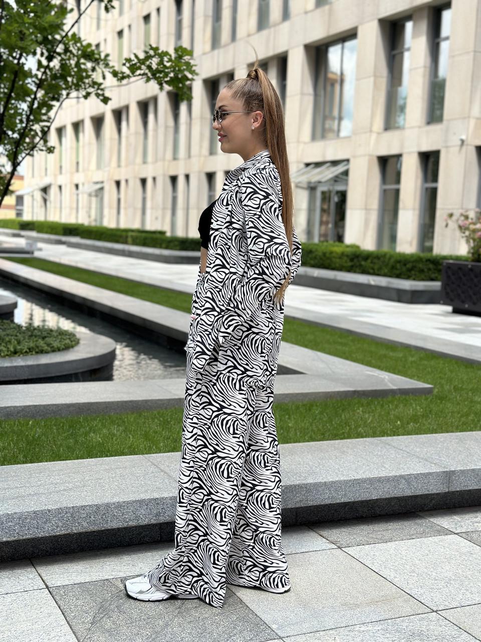 Костюм женский софт рубашка и брюки полосатый принт под зебру XL Бело-черный (2656570176) - фото 8 Костюм женский софт рубашка и брюки полосатый принт под зебру XL Бело-черный (2656570176) - фото 8