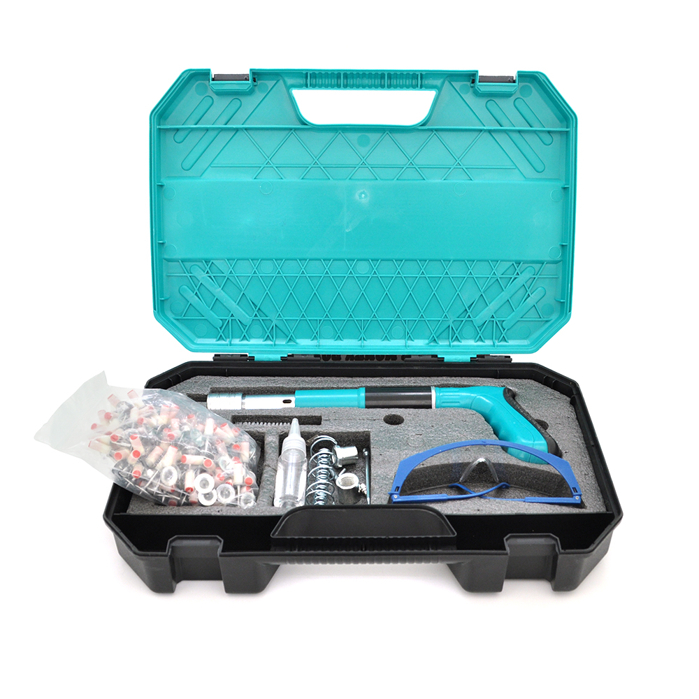 Строительно-монтажный пистолет YT-198406 с гвоздями очками и кейсом 7,3 мм