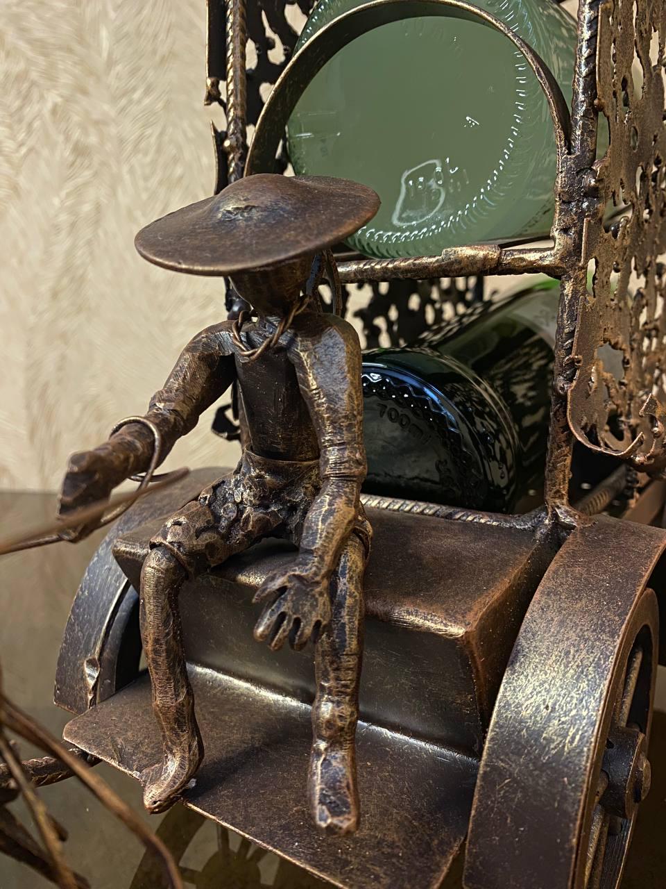 Підставка для пляшок Кінь на 2 шт. металева 33х15х60 см - фото 2 Підставка для пляшок Кінь на 2 шт. металева 33х15х60 см - фото 2