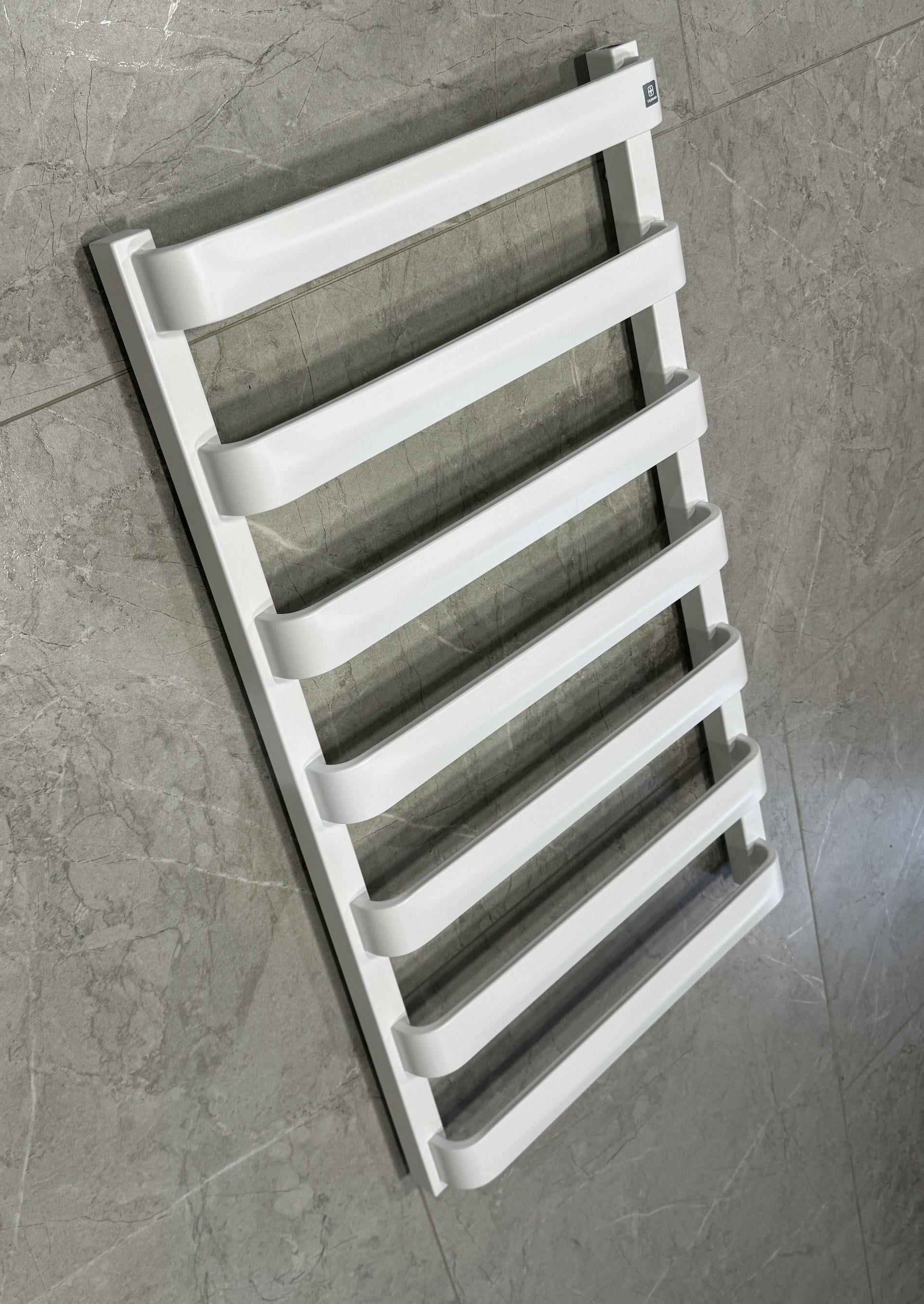 Полотенцесушитель комбинированный Terma Wix Air ТEН ONE с вентилем Unico 850x500 мм White Mat (572)