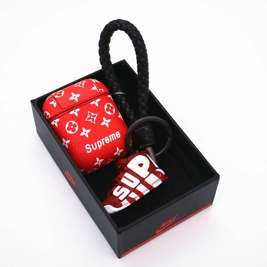 Чехол для Apple Airpods 1/2 Supreme с брелоком Красный