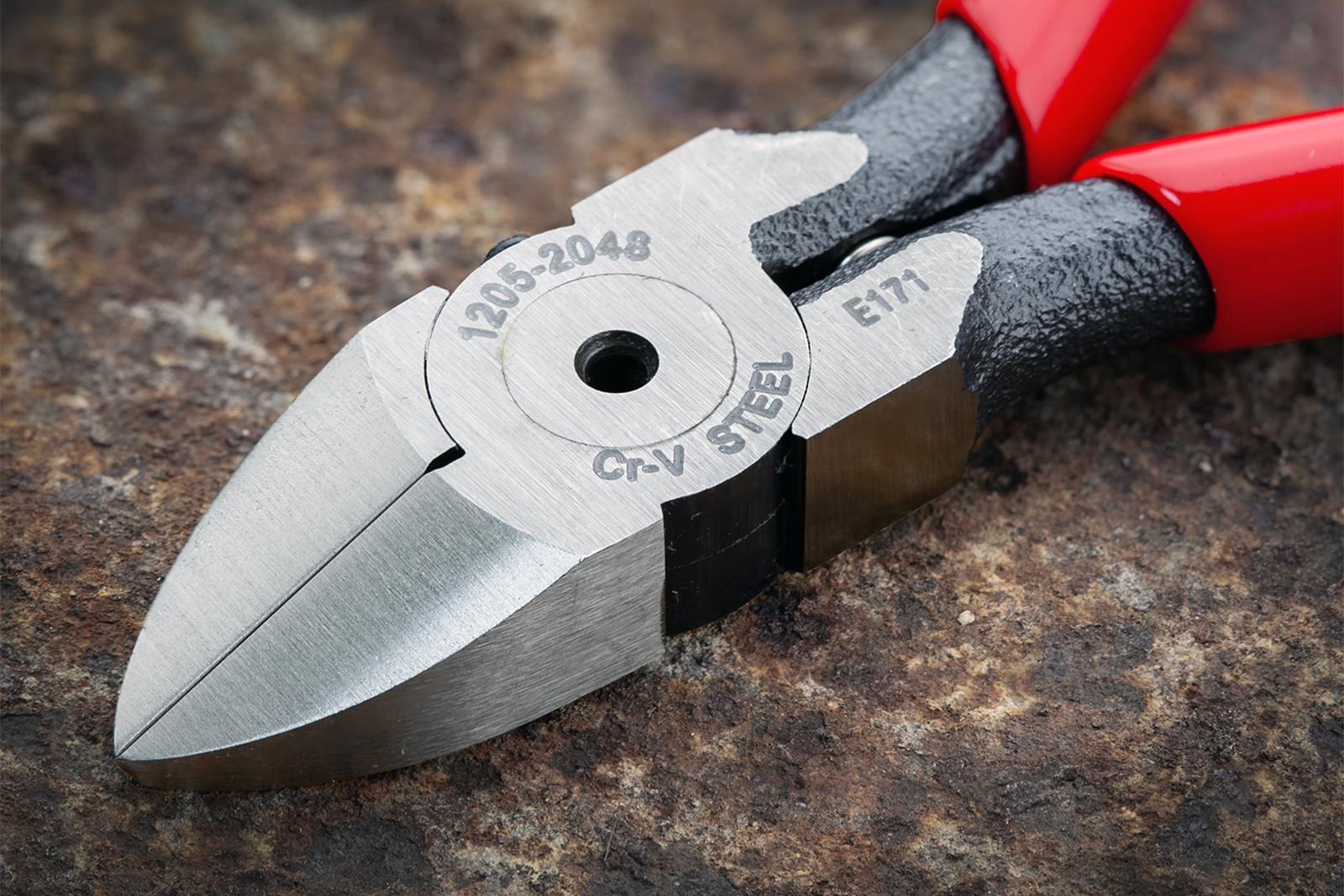 Кусачки-бокорезы мини TAJIMA Premium CrV изогнутые губки зеркальная полировка 110 мм (1205-2048) - фото 10 Кусачки-бокорезы мини TAJIMA Premium CrV изогнутые губки зеркальная полировка 110 мм (1205-2048) - фото 10