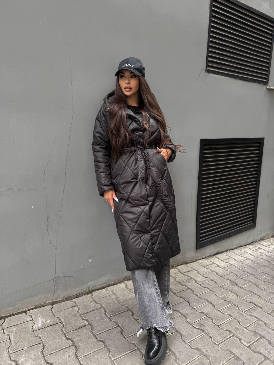 Пальто жіноче зимове Марія стьобане з капюшоном S Чорний (29528567)