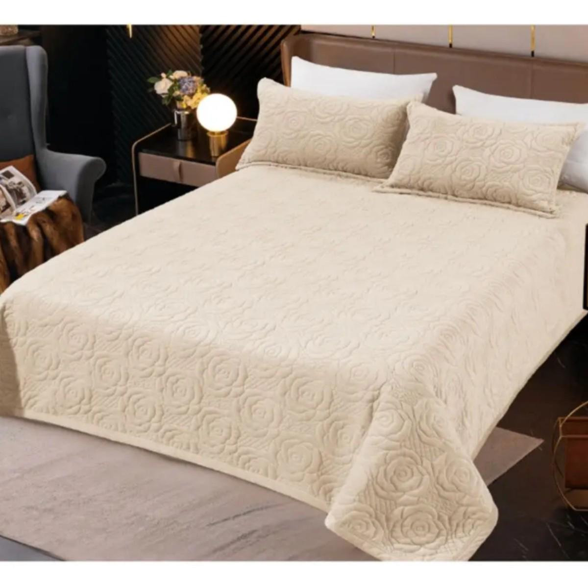 Покрывало велюровое стеганое Koloco Розы евро 220х240 см Светло-бежевый (40064)