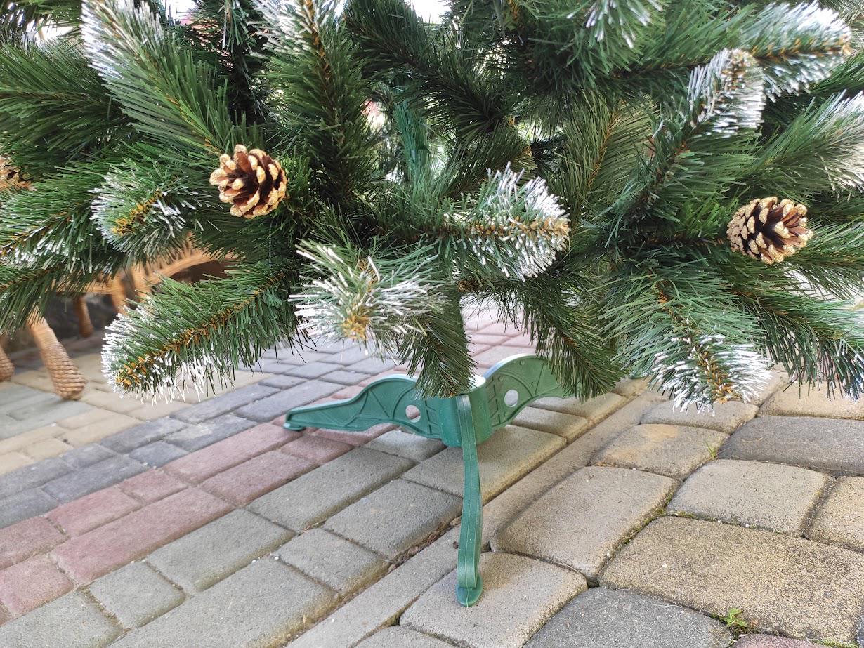 Штучна ялинка Кармен з ПВХ з шишками/перлами 1,80 м Темно-зелений/Білий/Золотий (NYT15313) - фото 5 Штучна ялинка Кармен з ПВХ з шишками/перлами 1,80 м Темно-зелений/Білий/Золотий (NYT15313) - фото 5