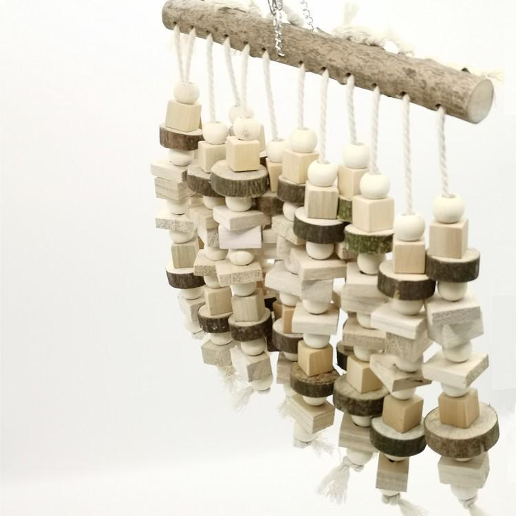 Іграшка для великих та середніх папуг Ара/Жако/Амазон підвісна з дерева та дерев'яних матеріалів Різнокольоровий (PG-01 №3) - фото 3