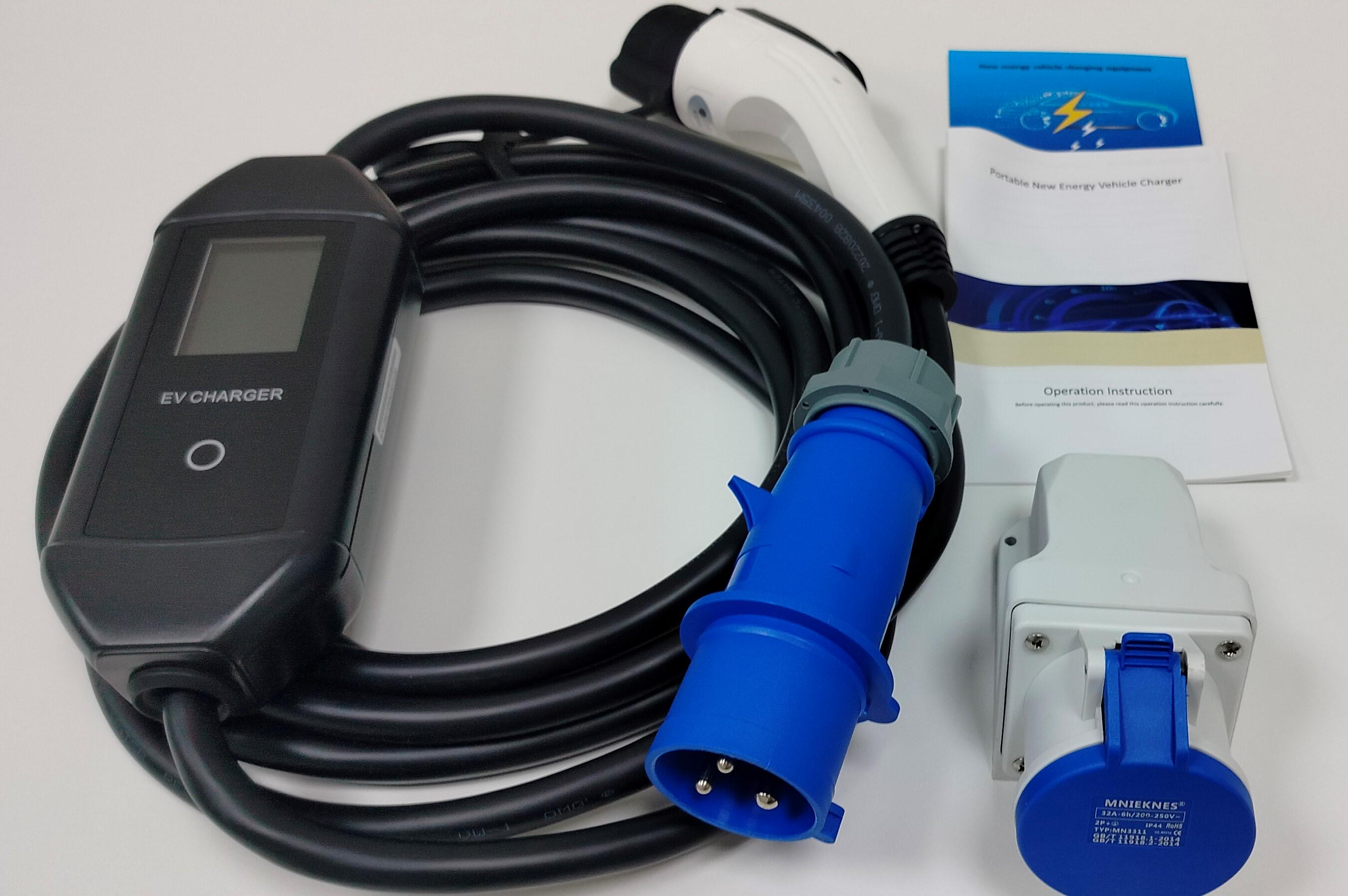 Зарядное устройство для электромобиля J1772 OLED экран 32 A/7 кВт портативное с силовой розеткой 220 В 32 А (XCOM32A-G02) - фото 4 Зарядное устройство для электромобиля J1772 OLED экран 32 A/7 кВт портативное с силовой розеткой 220 В 32 А (XCOM32A-G02) - фото 4