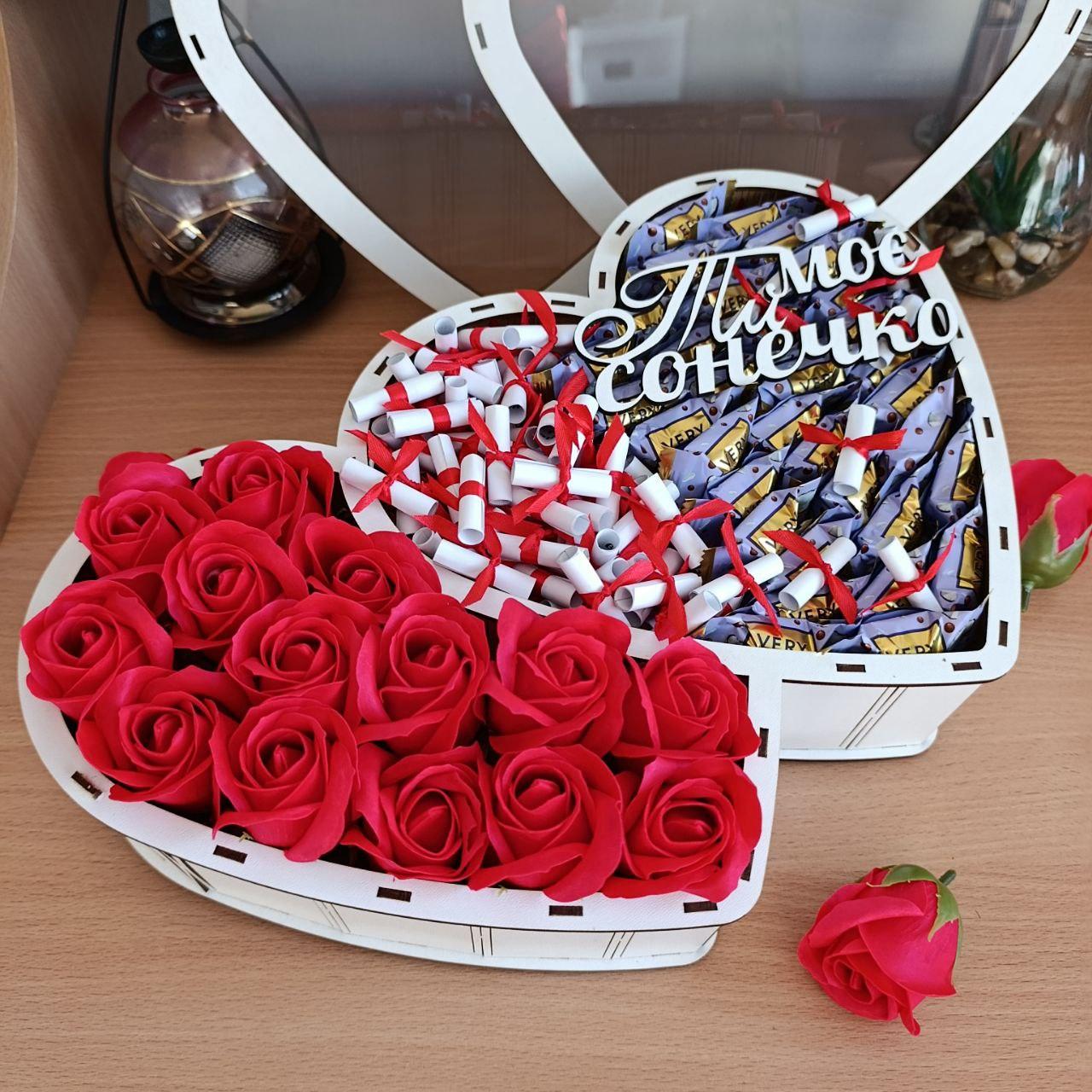 Подарунковий бокс Подвійне серце з цукерками (ar316) - фото 3 Подарунковий бокс Подвійне серце з цукерками (ar316) - фото 3