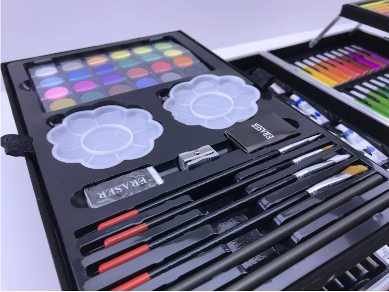 Художній набір для малювання Єдиноріг в алюмінієвій валізці 145 пр. Рожевий (145pinkedinorog) - фото 7 Художній набір для малювання Єдиноріг в алюмінієвій валізці 145 пр. Рожевий (145pinkedinorog) - фото 7