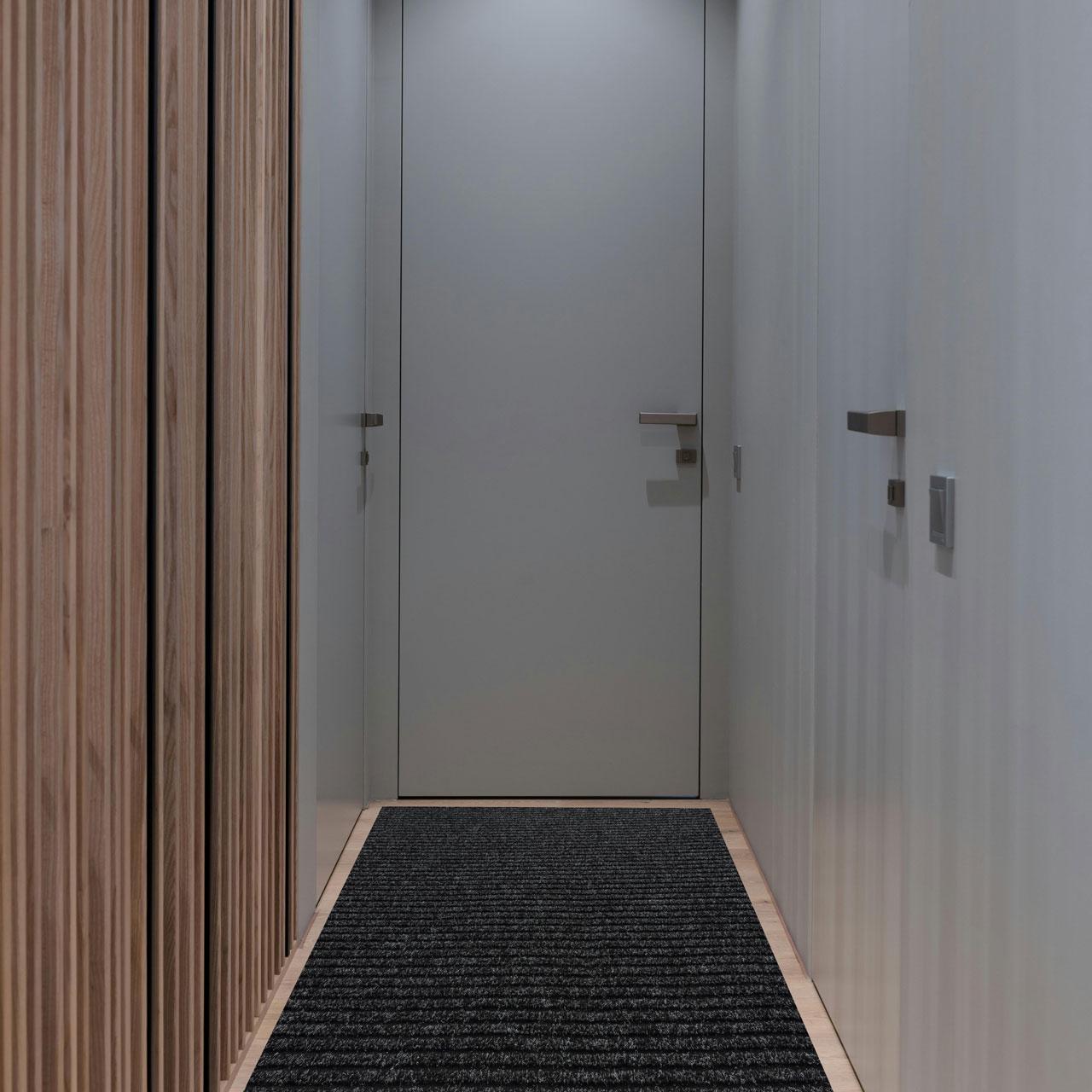 Ковер грязезащитный с ворсом на резиновой основе DAKARIA Vebe Sheffield Run 50 0,8x1,2 м Черный (00-00016897) - фото 6