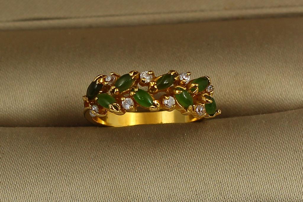 Кольцо Тропинка Нефрит р. 20 Золотистый (30567807)