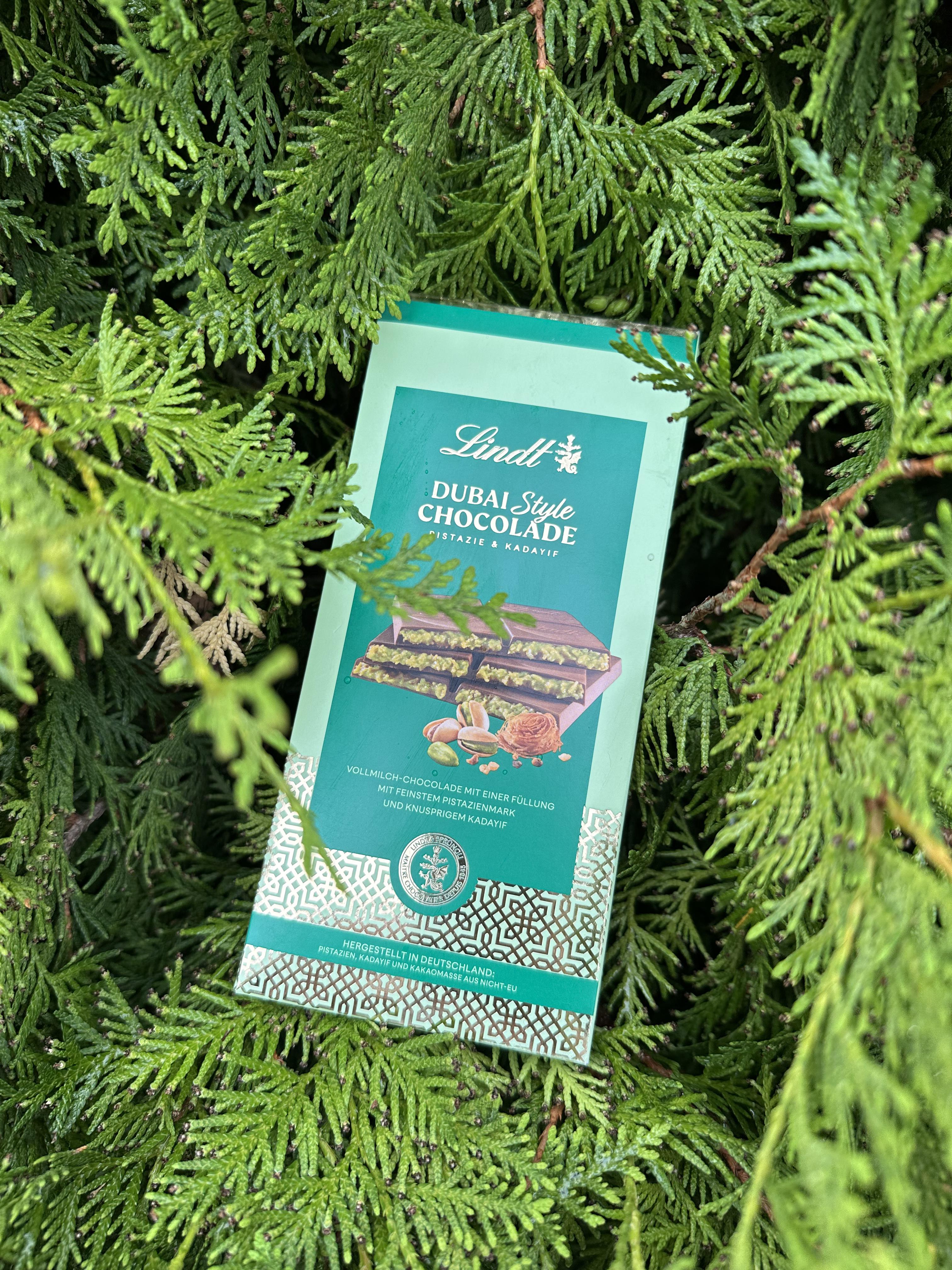 Шоколад молочный LINDT Dubai Style Chocolate Bars с фисташкой 145 г (26527038) - фото 3