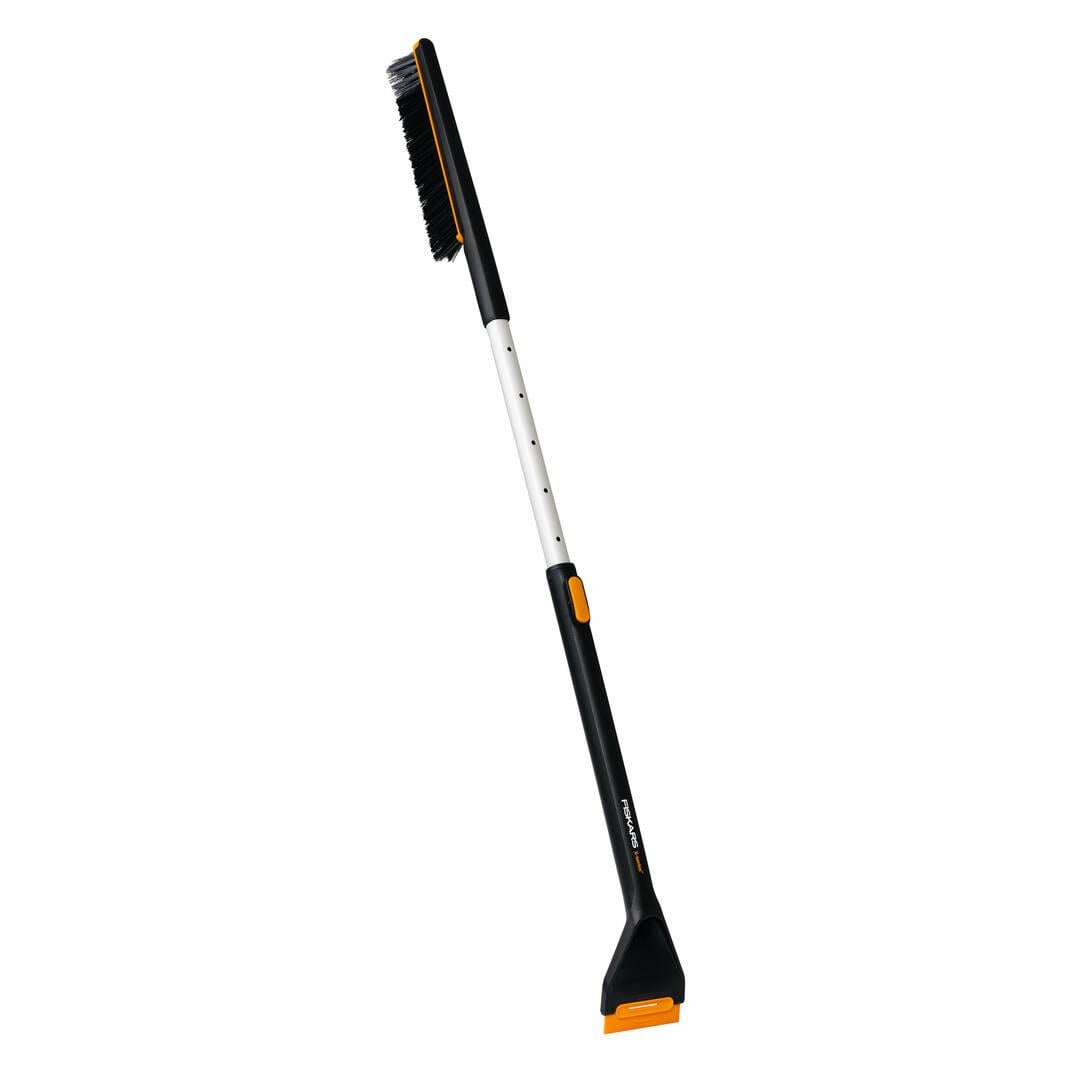 Щетка-скребок телескопическая Fiskars X-series (1078493)