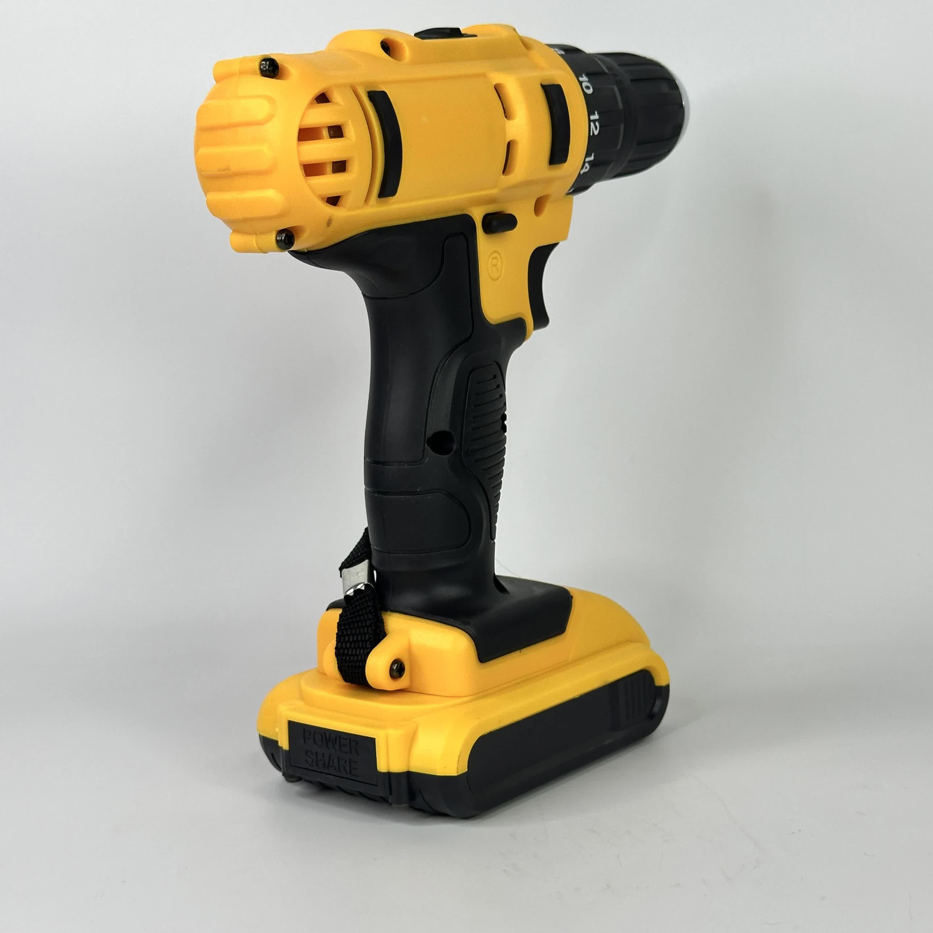 Шуруповерт ударный аккумуляторный с набором инструментов в пластиковом кейсе (25934072) - фото 3 Шуруповерт ударный аккумуляторный с набором инструментов в пластиковом кейсе (25934072) - фото 3