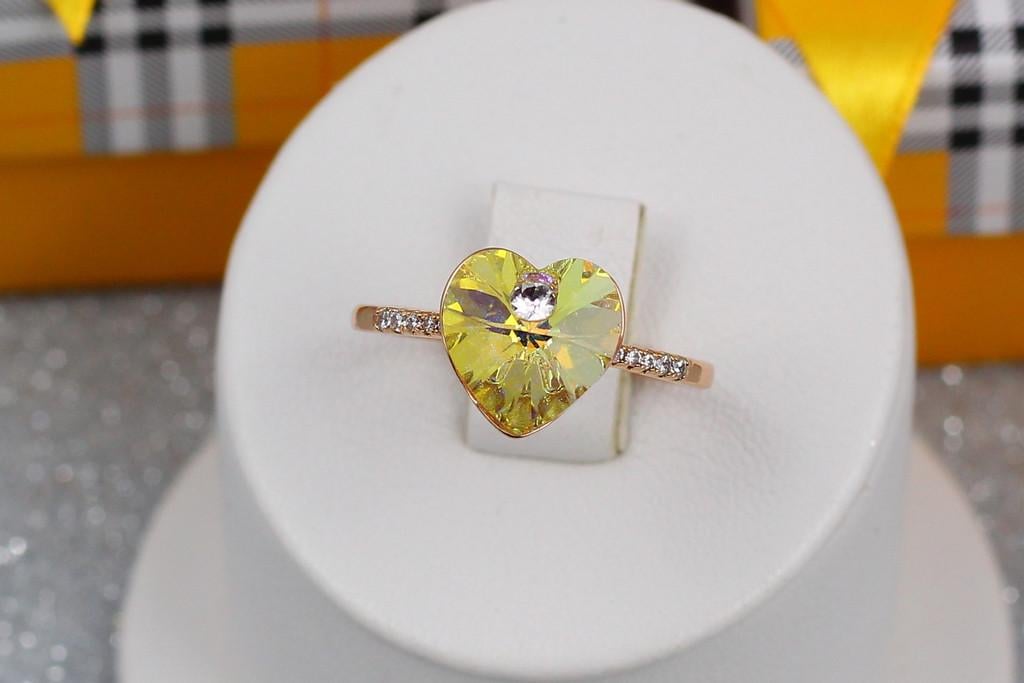 Кольцо Xuping Jewelry Сердечко Сваровски белый хамелеон р. 17 Золотистый