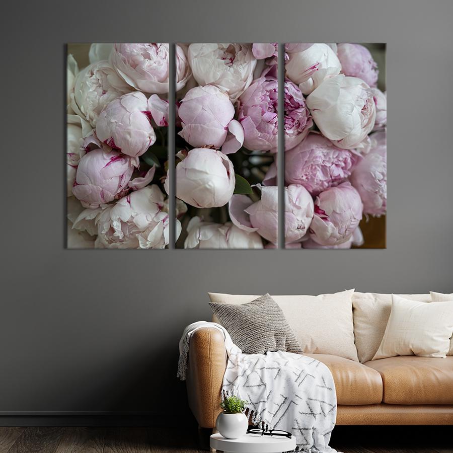 Картина на холсте триптих Роскошные белые пионы 156x100 см (912-31)