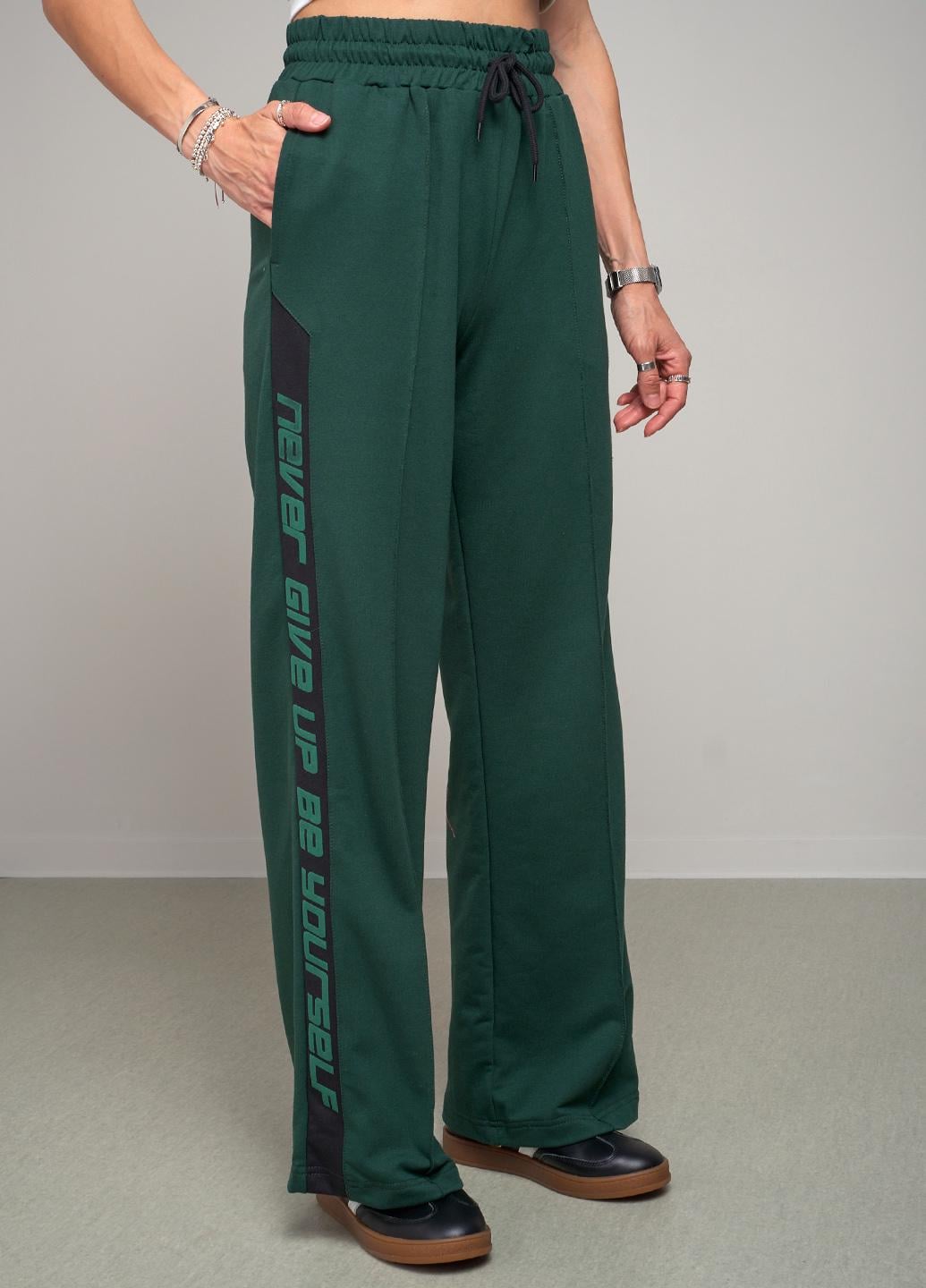 Спортивные штаны женские широкие SCARLET 103257 M Зеленый (103257_M)