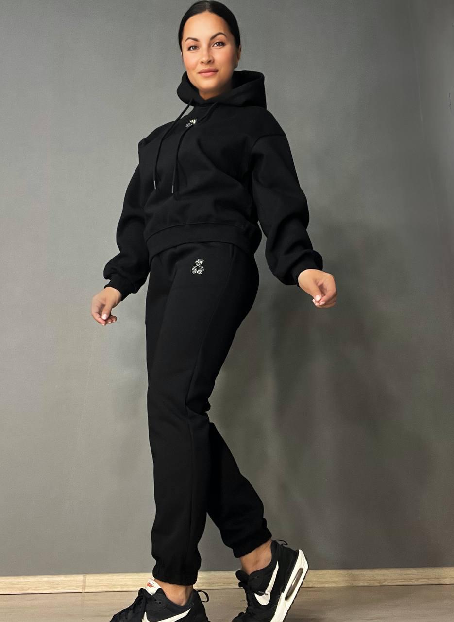 Костюм женский A-N 2735 с мишкой в камешках худи и брюки XL Черный (4516) - фото 4 Костюм женский A-N 2735 с мишкой в камешках худи и брюки XL Черный (4516) - фото 4